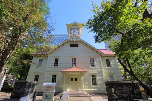 Sapporo Clock Tower: A Historic Icon Where Time Stands Still in Hokkaido's Heart