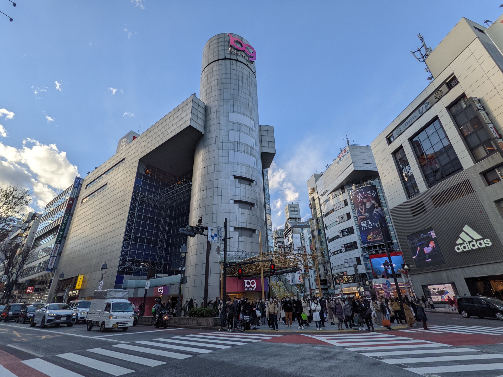 SHIBUYA109: Tokyo's Iconic Fashion Landmark Where Gyaru Culture Meets K-POP Trends