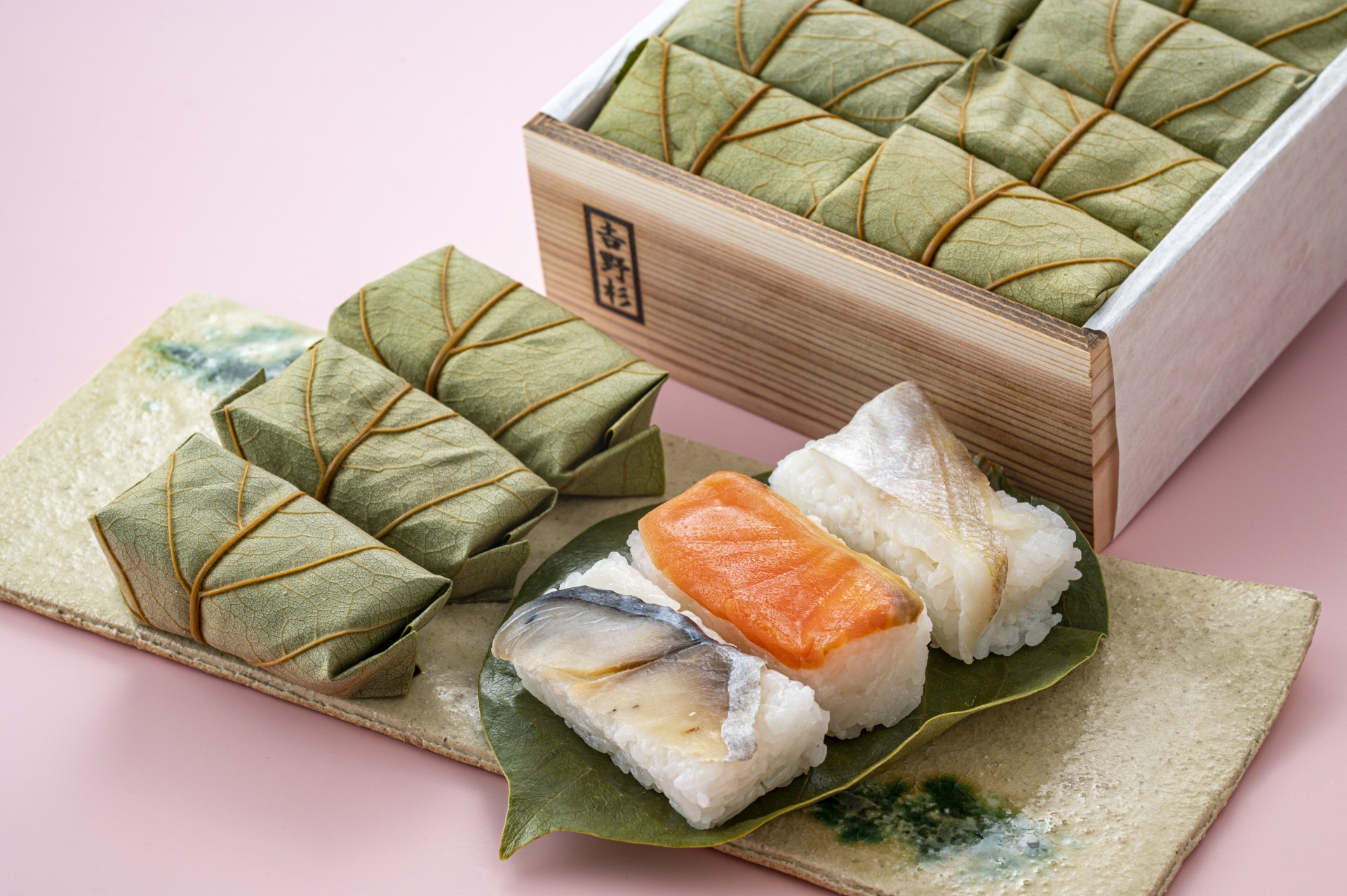 Kakinohasushi Honpo Tanaka: Nara's Authentic Persimmon Leaf Sushi in Ginza