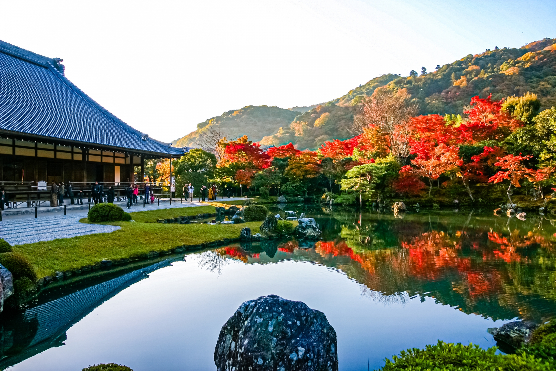 Tenryu-ji Temple: A UNESCO World Heritage Garden Where Nature and Zen Become One