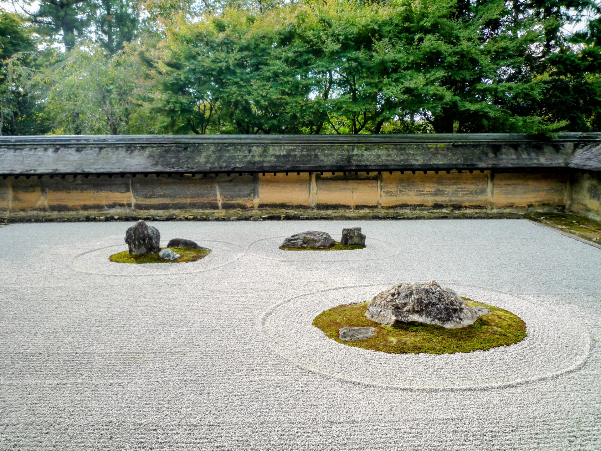 Ryoanji Temple: A Hidden Zen Sanctuary in Kawasaki Where Stone Gardens Challenge Your Perception