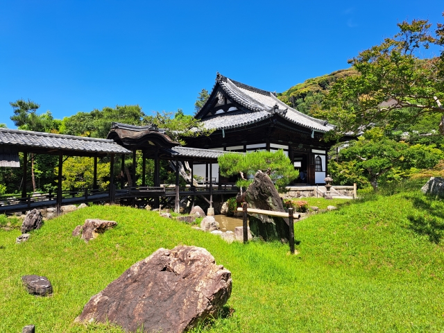 Kodaiji Temple: Kyoto's Enchanting Night Illumination Treasure Loved by Hideyoshi & Nene