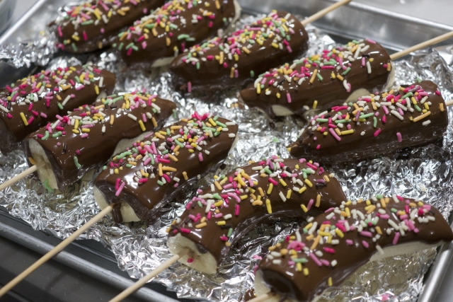 DIP ME BANANA: Harajuku's Must-Visit Chocolate Banana Paradise for Instagram-Worthy Treats